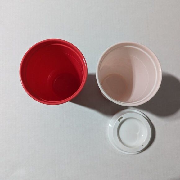 Starbucks Holiday 2019 Set of 2 Reusable Plastic Cups for Hot Drinks - Picture 6 of 6